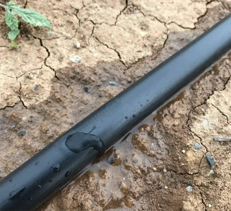 Inlaid emitter drip irrigation tape‌‌
